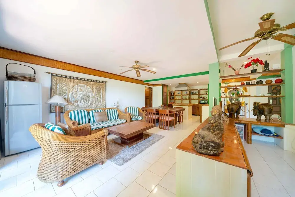 Пхукет: Bougainvillea 3BR Apartment 216 in Kata