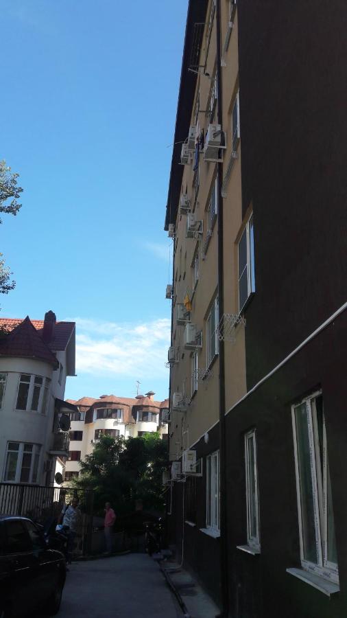 Сочи: Apartment on Rakhmaninova