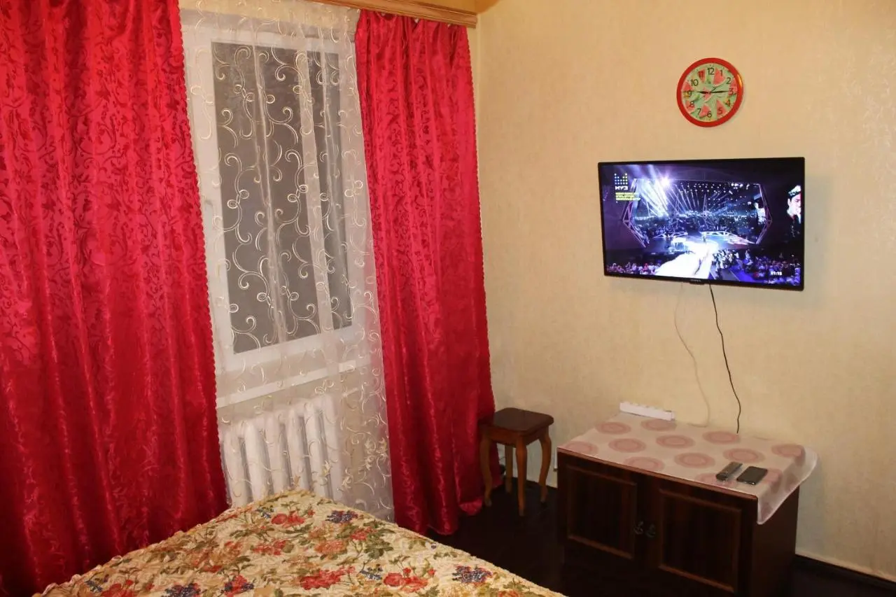 Цветочный: Apartment on Pobeda 2