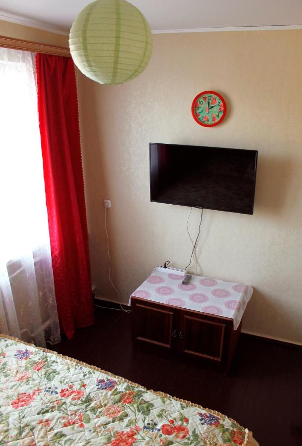 Цветочный: Apartment on Pobeda 2