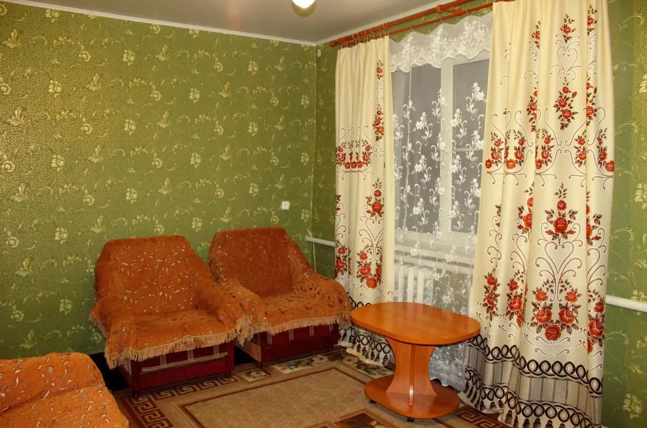 Цветочный: Apartment on Pobeda 2