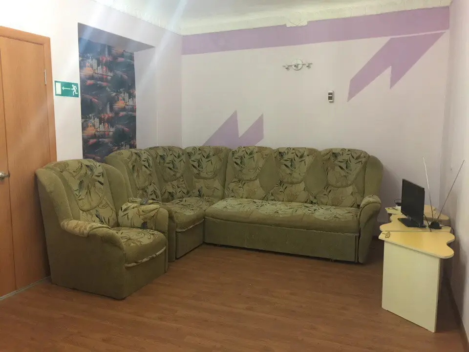 Новочеркасск: Tsentralnyij Guest House