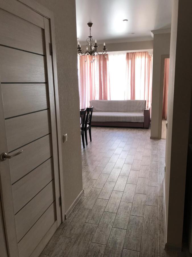 Сочи: Apartment on ulitsa Volzhskaya 34