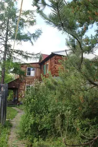Эссо: Selski dom Grushanka