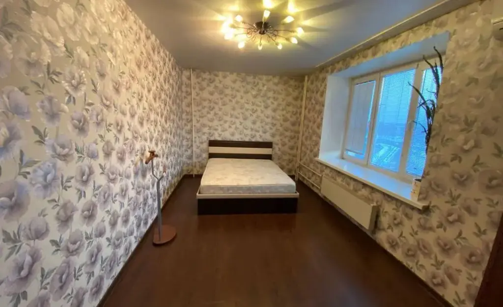 Новокузнецк: Home Hotel (Хоум Отель) на Кузнецкстроевском 1