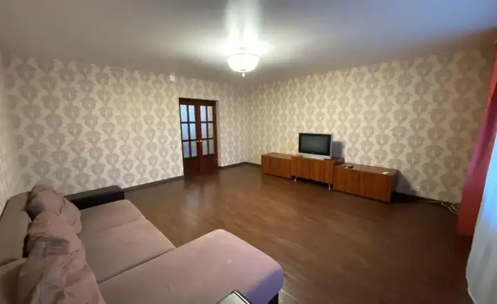 Новокузнецк: Home Hotel (Хоум Отель) на Кузнецкстроевском 1