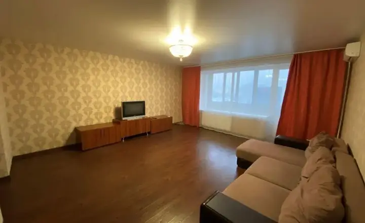 Новокузнецк: Home Hotel (Хоум Отель) на Кузнецкстроевском 1