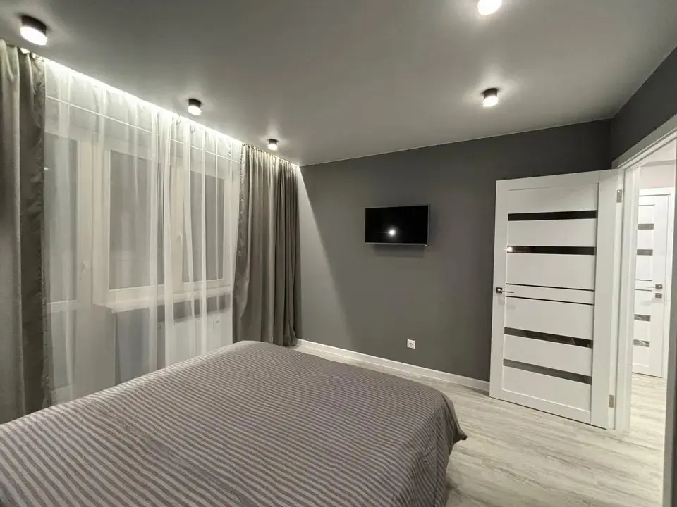 Тюмень: Апартаменты CrystalRentals