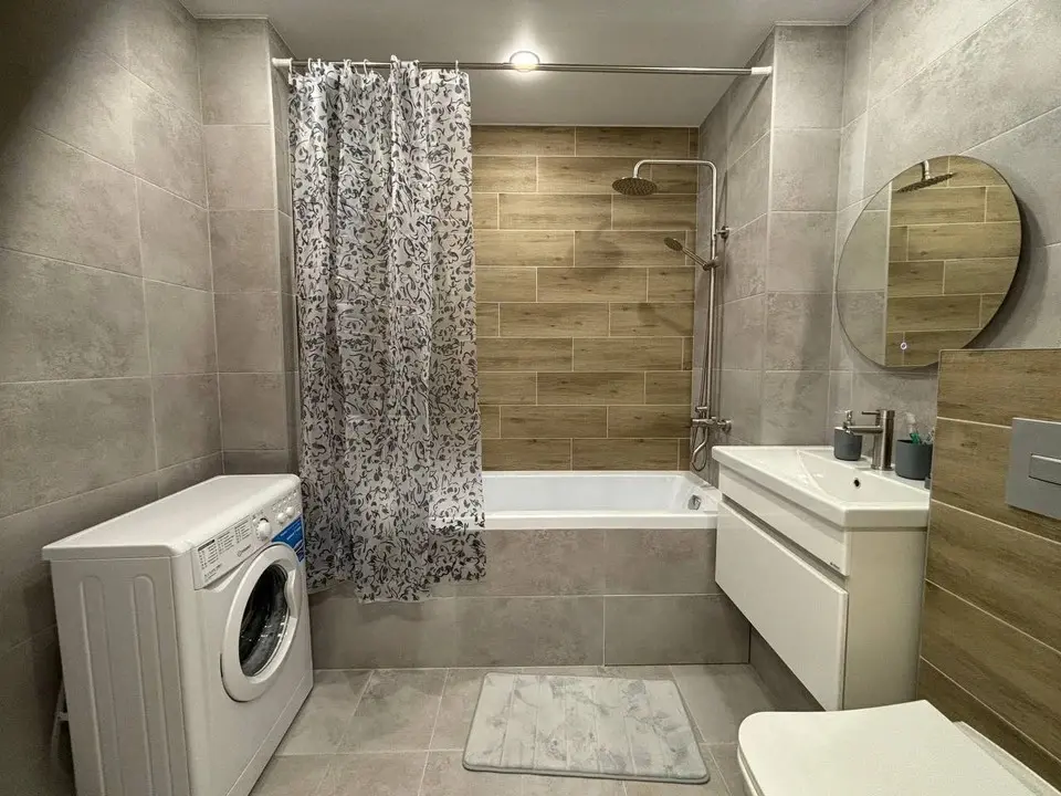 Тюмень: Апартаменты CrystalRentals
