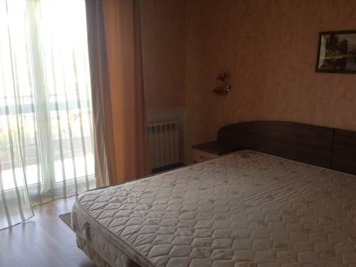 Кабардинка: Guest House Profit Orehovaya