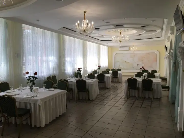 Альметьевск: Hotel Voyage
