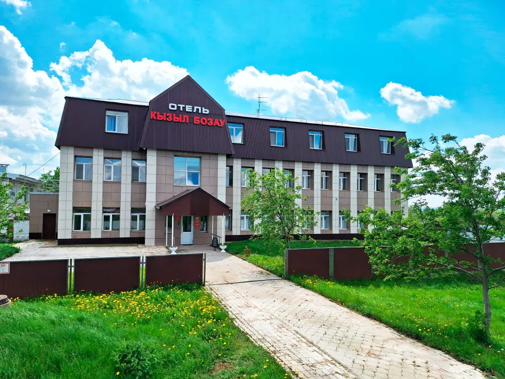 Мензелинск: Отель Кызыл Бозау