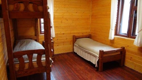 Пушкинские горы: Ecohotel U Frolova
