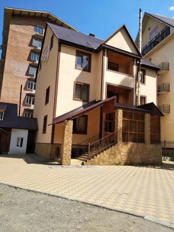 Домбай: Hotel Belyie Nochi