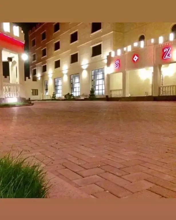 carousel image 3