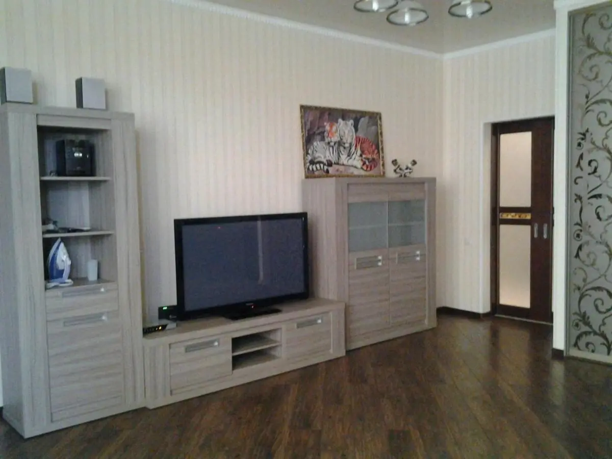 Сочи: Studio on Pervomaiskaya 11