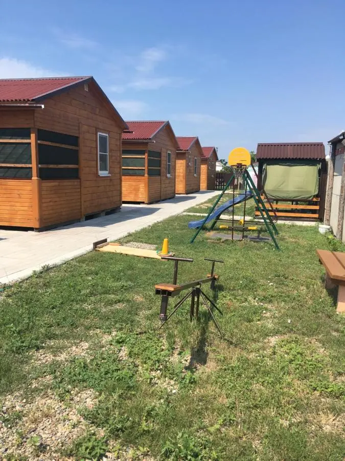 Должанская: Liliia Holiday Park