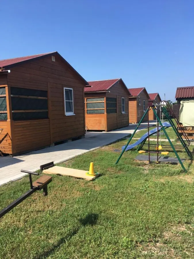 Должанская: Liliia Holiday Park