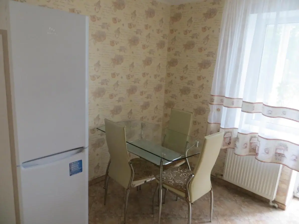 Светлогорск: Apartment on Shtrausa 4