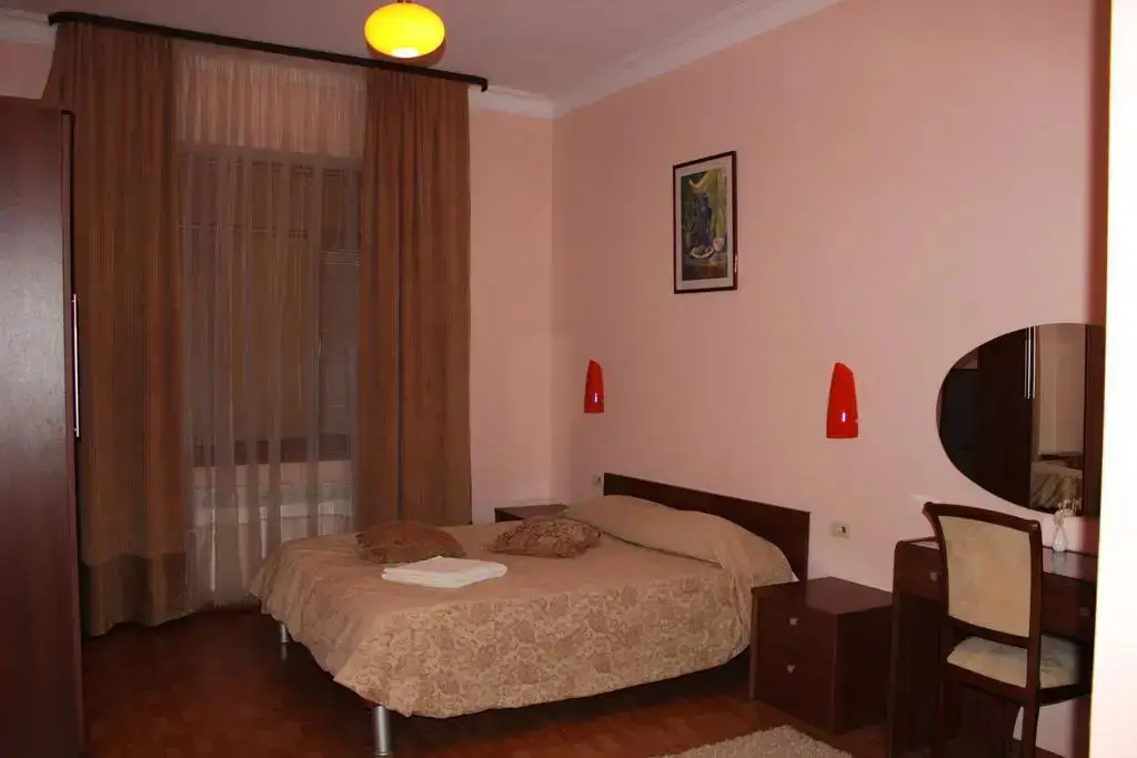 Махачкала: Hotel Pegas