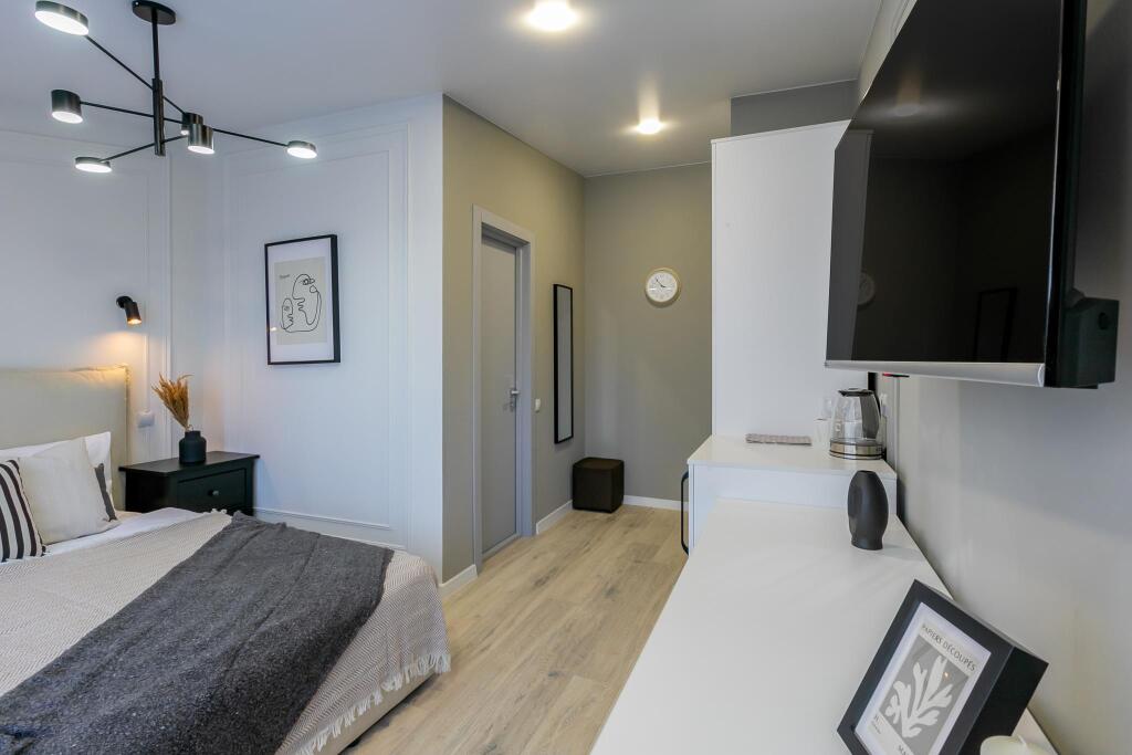 Краснодар: Apartment Happy (Апартмент Хэппи) на улице Карлсруэвская
