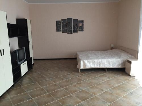 Guest house on Razdelnaya 17 — фото 1