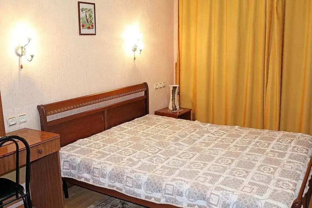 Анапа: Guest House on Ulitsa Tolstogo