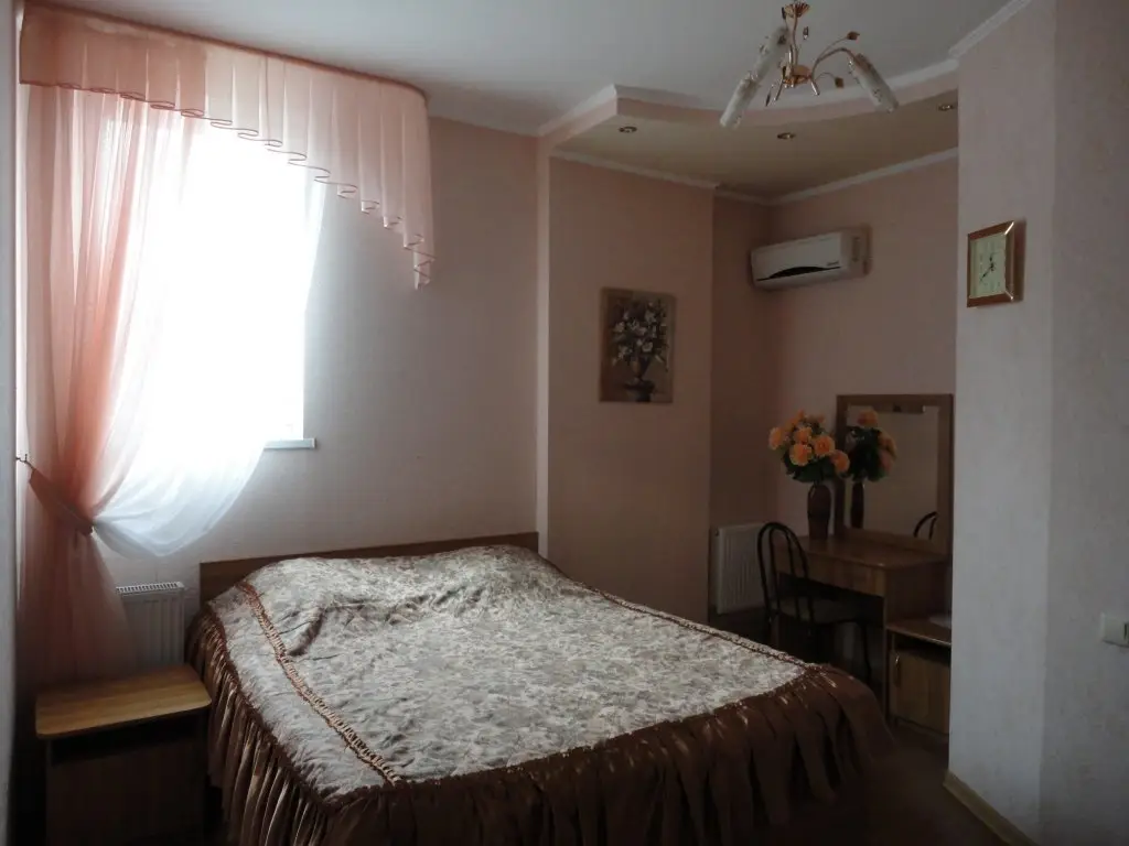 Краснодар: Hotel Iron 4