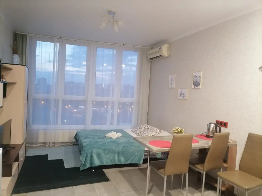 Краснодар: Na Vostochno Kruglikovskoj Apartments
