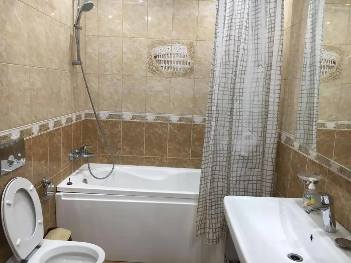 Сочи: Apartment na Pervomayskoy 19