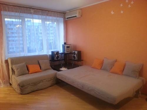 Краснодар: Stavropolskaya Apartment