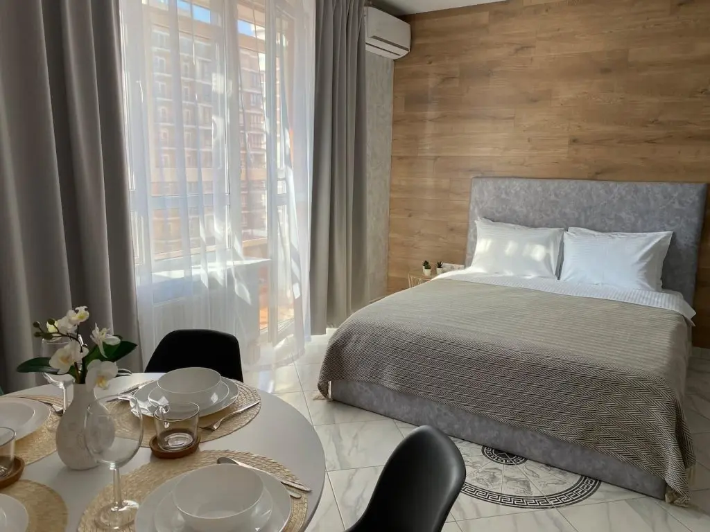 Краснодар: Your Place (Йо Плейс) на улице Героев-Разведчиков 8 корп. 4