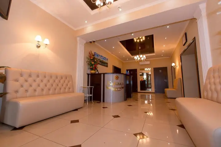 Каменка: Hotel Kuvaka