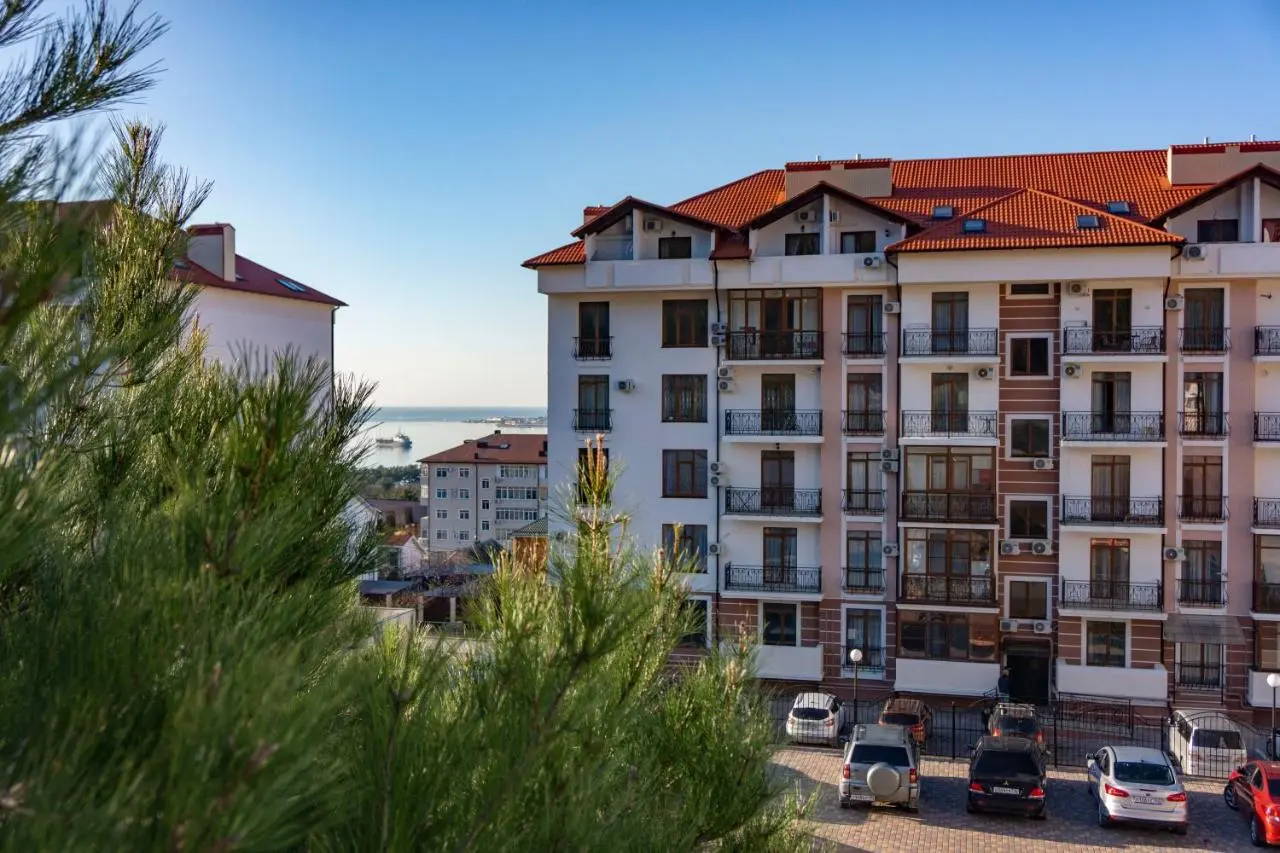 Геленджик: Apartaments & Provance