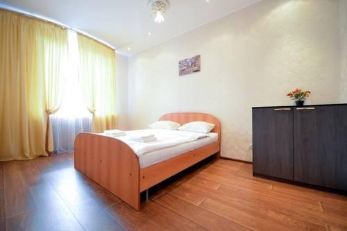 Челябинск: Five Stars on Lenina 30