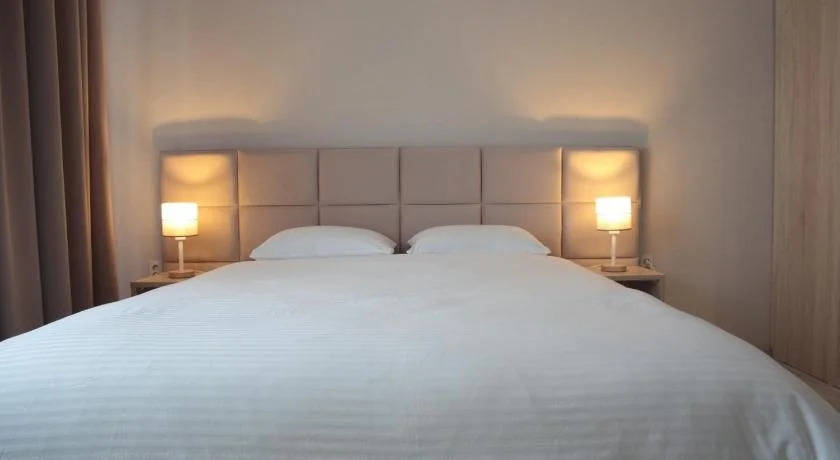 Челябинск: Manhattan Mini Hotel
