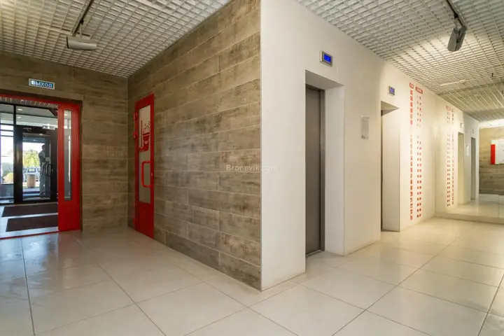 Челябинск: Поделам просторная евро двушка у МТС hall