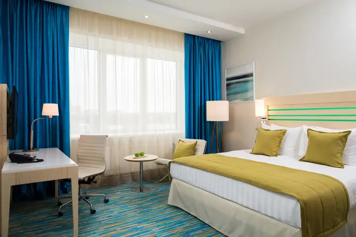 Челябинск: Гостиница Radisson Blu Челябинск