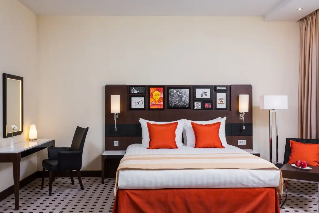 Челябинск: Гостиница Radisson Blu Челябинск