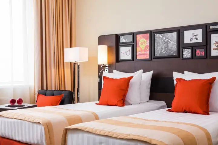 Челябинск: Гостиница Radisson Blu Челябинск