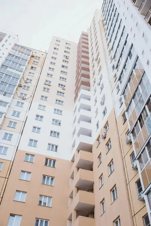 Челябинск: RoseAparts (РоузАпартс) на набережной Университетская 52