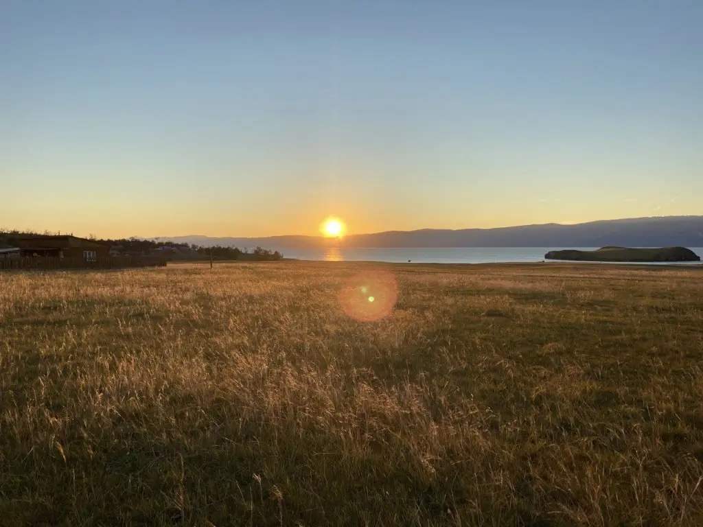 Хужир: База Отдыха LakesideBaikal