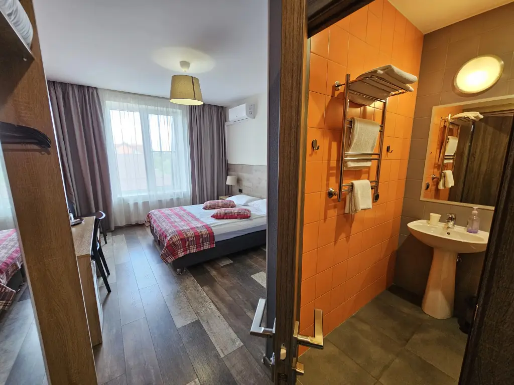 Великий Новгород: Гостевой Дом 65HOME