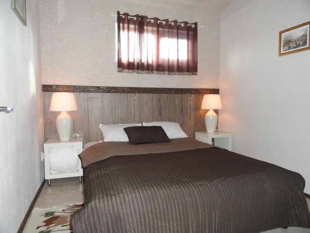 Великий Новгород: Berloga Apartments