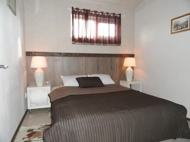 Великий Новгород: Berloga Apartments