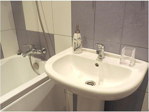 Великий Новгород: Na Ilyina Apartment