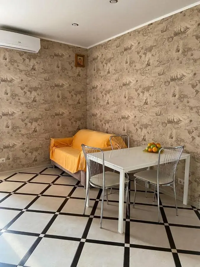 Геленджик: Apartment at Krymskaya 19