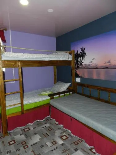 Сатка: Hostel Uralskie Gori