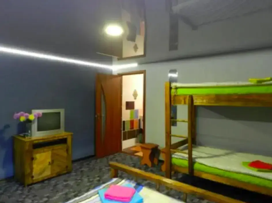 Сатка: Hostel Uralskie Gori