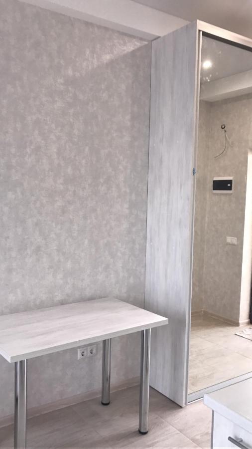 Сочи: Apartments Plyazh na Krymskoy 100 meters of Cuba beach
